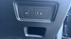 Land Rover Discovery 3.0 D250 R-Dynamic SE 5dr Auto Diesel Station Wagon